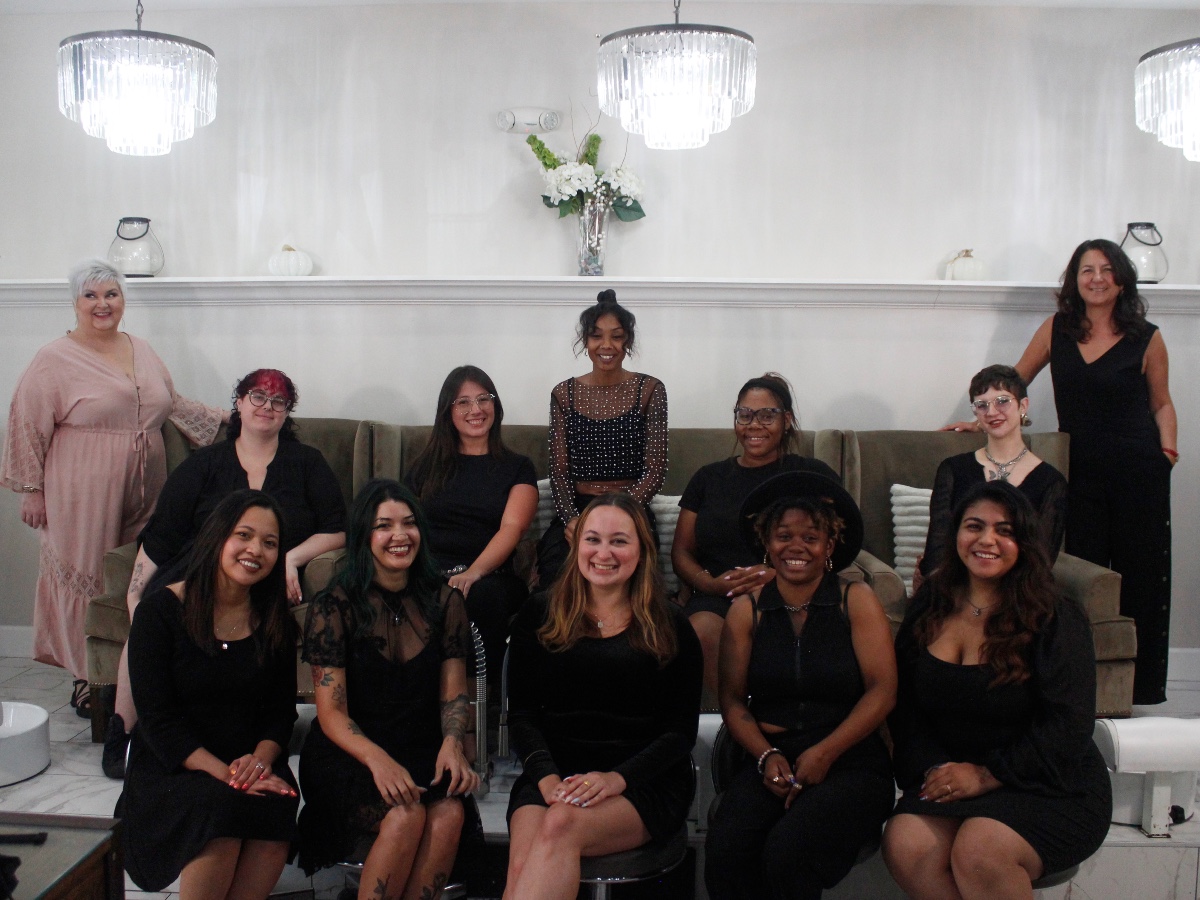 320 Central Nail staff image